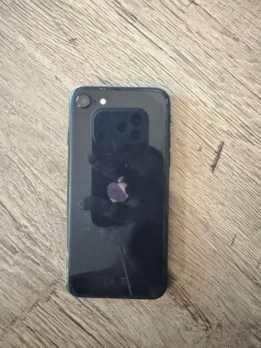 iPhone SE 64 GB