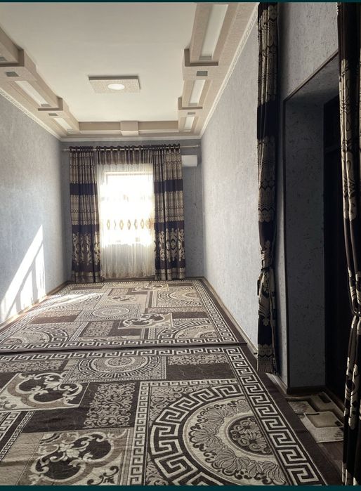 Навоий шахар Умид кургонида пишган гиштдан курилган ховли сотилади