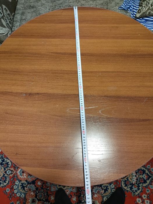 Круглый стол обеденный