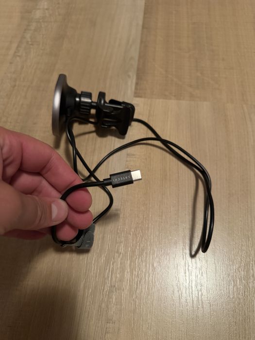 Incarcator magnetic pentru masina Satechi