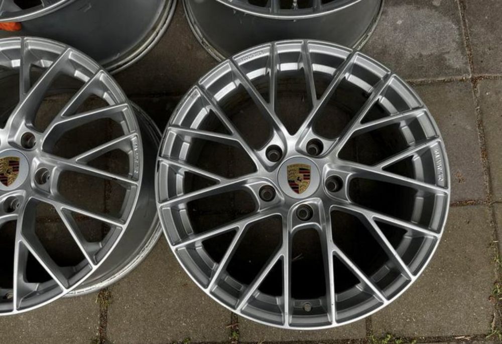 Порше джанти 19 цола MAK