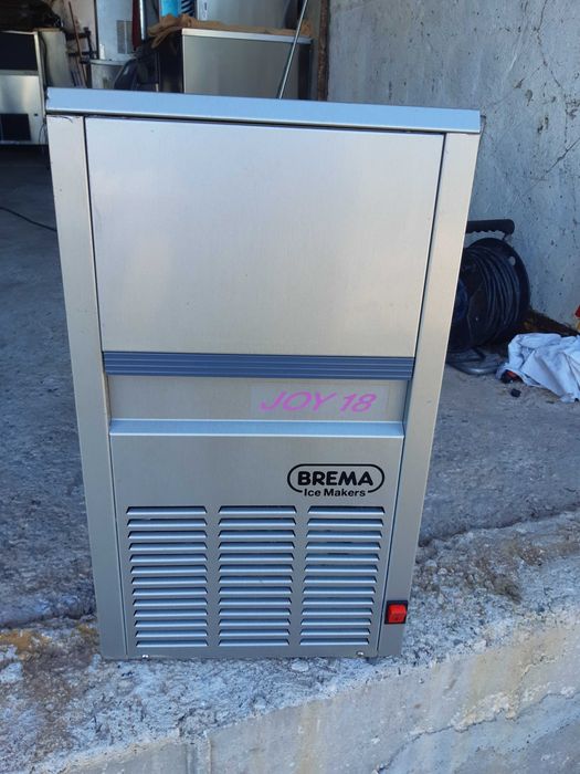 Полупрофесионален ледогенератор