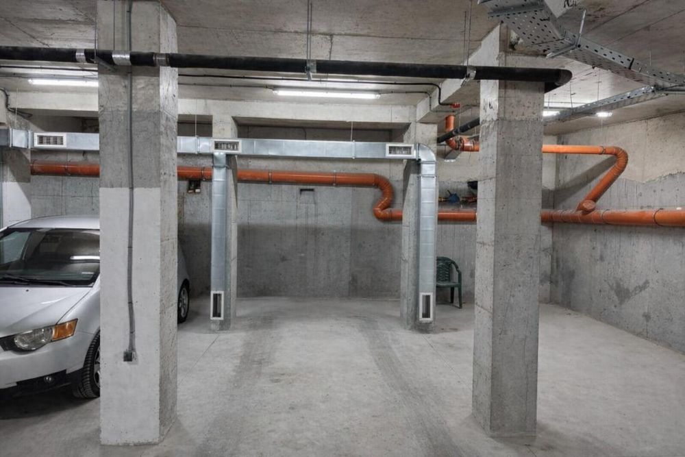 Подземно паркомясто в кв. Сарафово