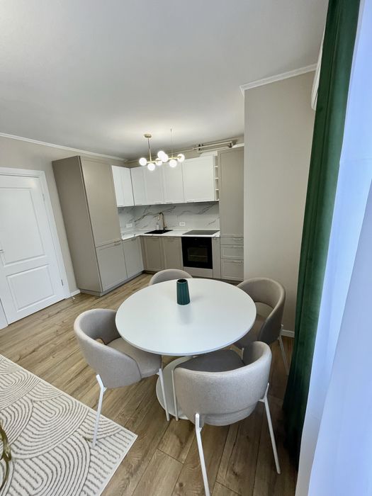 Vand apartament cu 4 camere finisat modern, Manastur