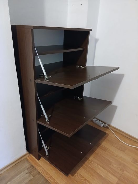 2 Pantofare , Cuier , Fotoliu etc