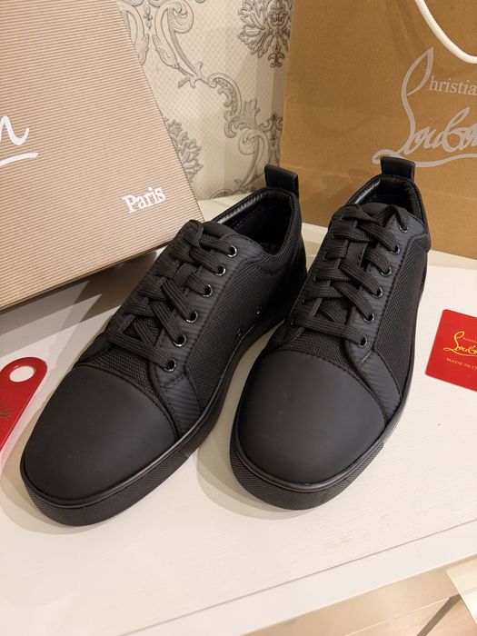 Christian Louboutin обувки