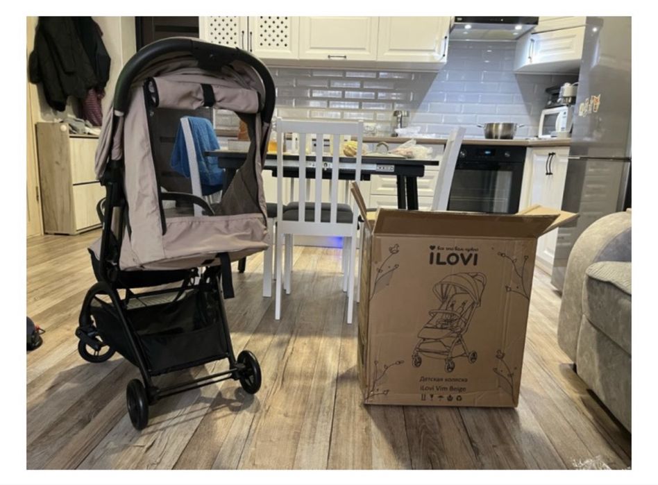 Прогулочная коляска