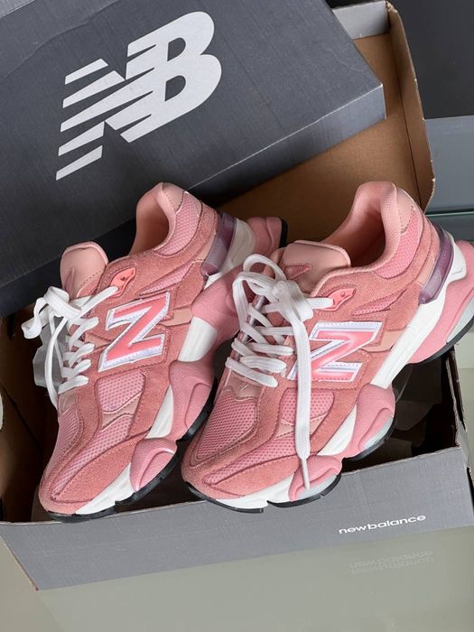 New Balance 9060