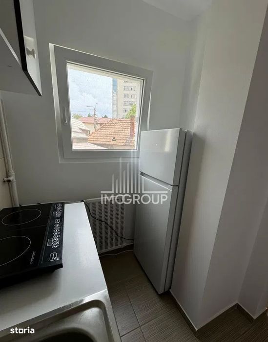 De vanzare – Garsoniera , UMF- Str. Louis Pasteur, Ideala pentru inv