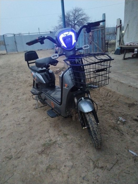 777 электронный мопед
