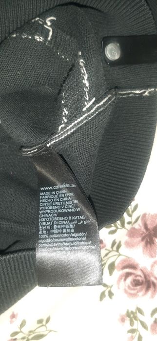 Pulover Calvin Klein original marime M