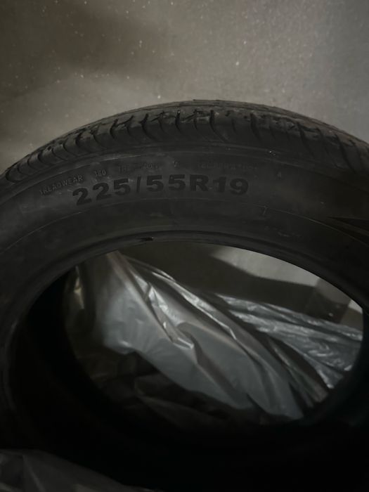 Шины летни б/у 225/55/r19