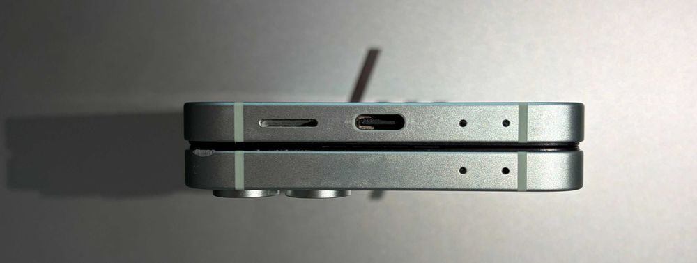 Galaxy Z Flip6 Mint, 256 GB, Excelent (Garantie 1 an)