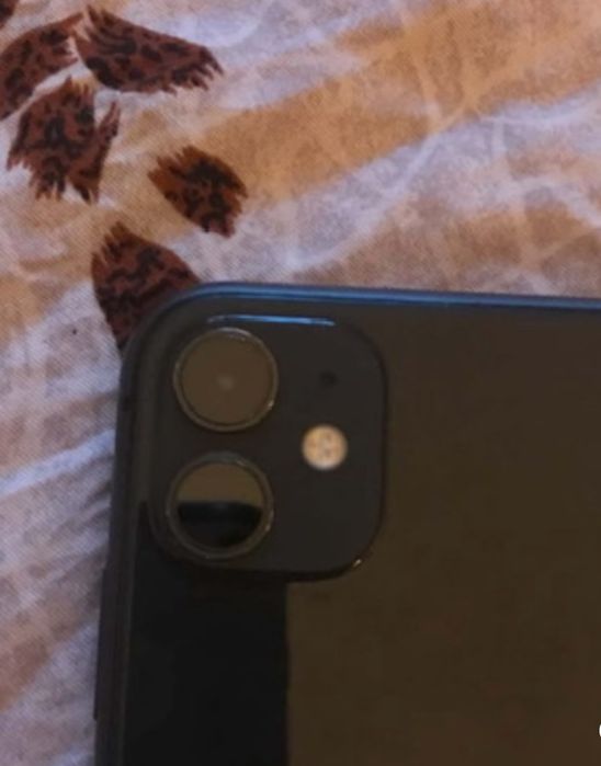 Iphone 11 utilizat