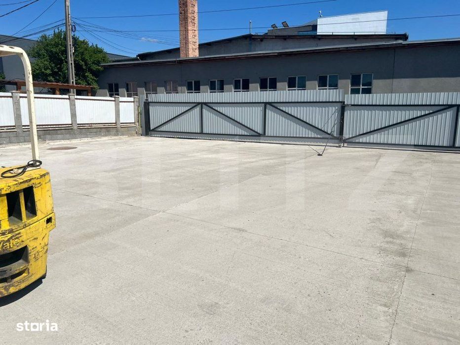 Casa cu teren de vanzare, 2 camere, 1700 mp