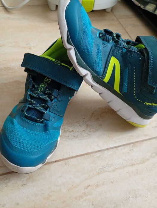 Pantofi sport Decathlon mărimea  33