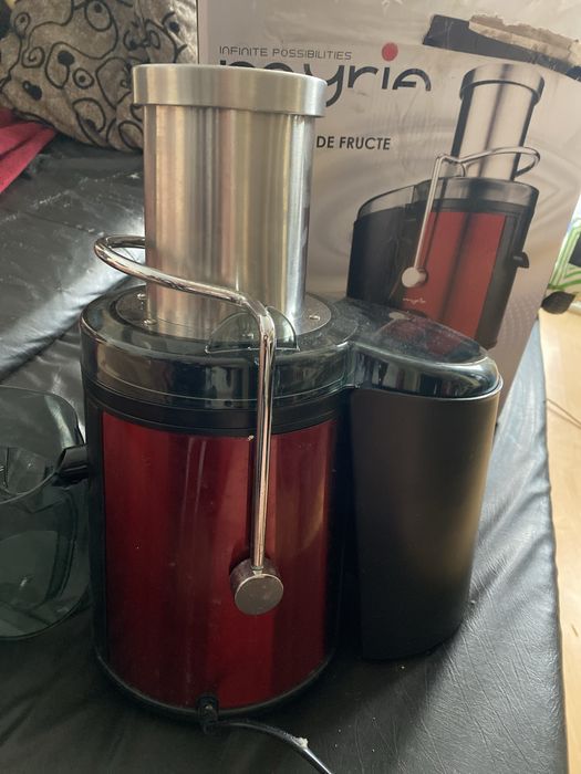 Vand storcator de fructe