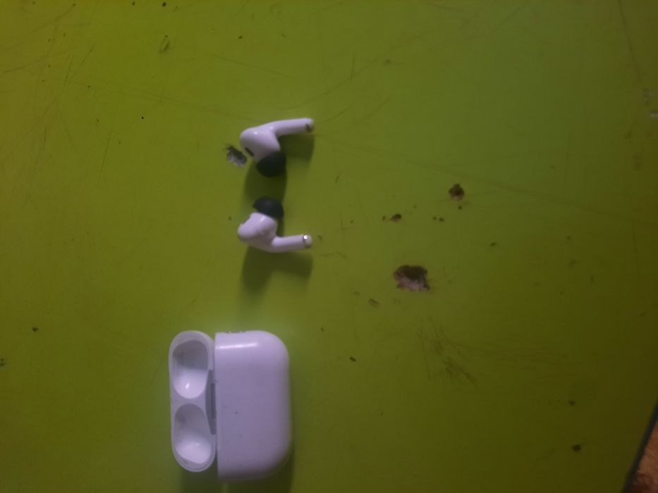 Продоётся AirPods Pro 3