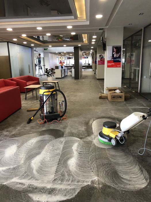 Классная чистка брусчатки!