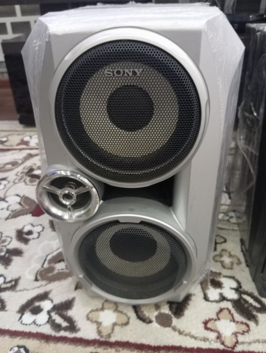Продается муз центр Sony в отличном состоянии