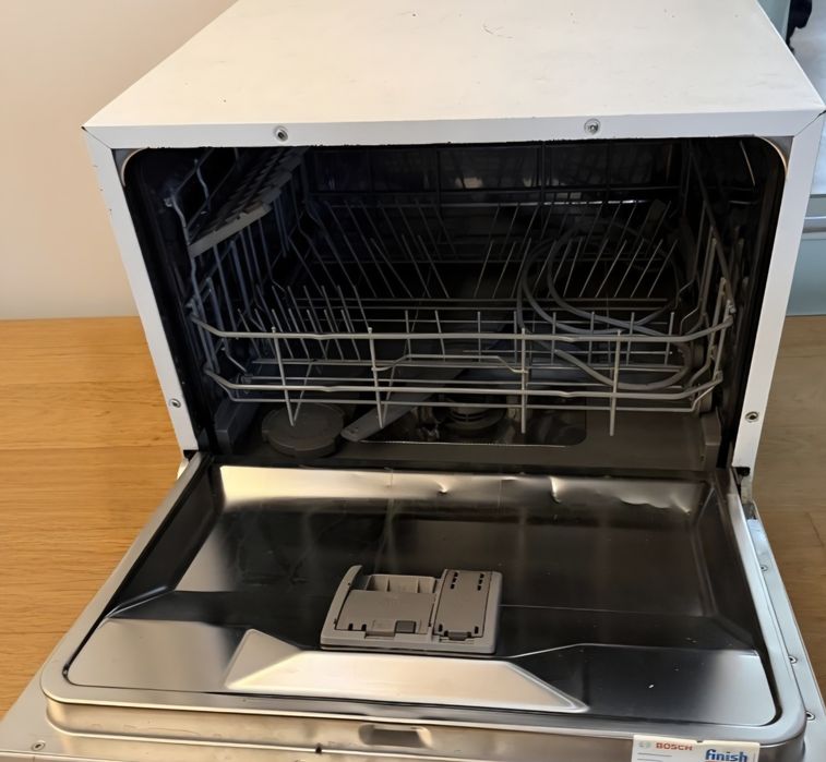 Съдомиялна бош за 6 комплекта