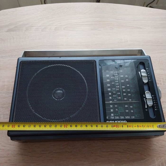 Aparat de radio Grundig Music  Boy 165a