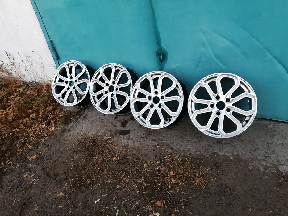 Продам диски на 16