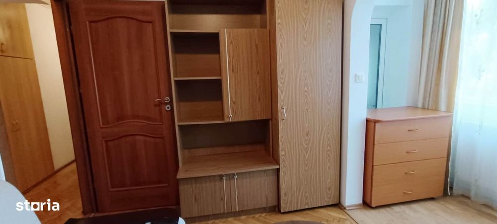 Apartament cu 4 camere in Tractoru-Independentei