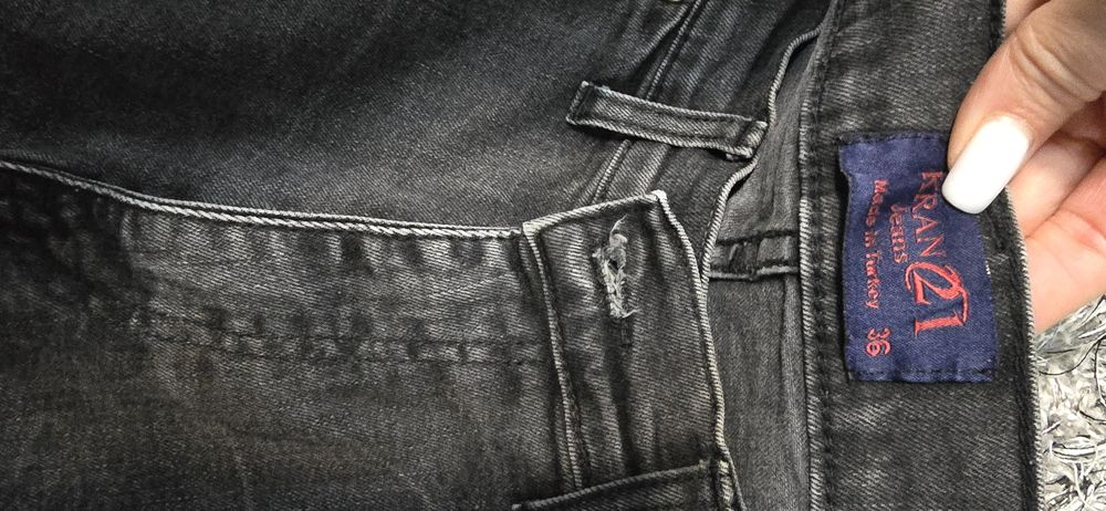 Blugi bărbat marime 36