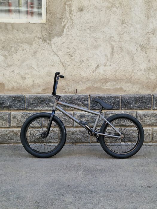 Продам бмх kink launch