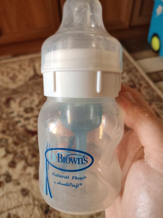 Детская бутылочка для кормления