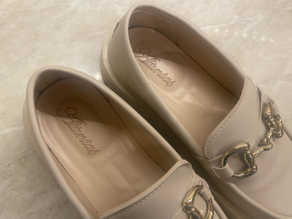 Pantofi femei looferi 37 noi