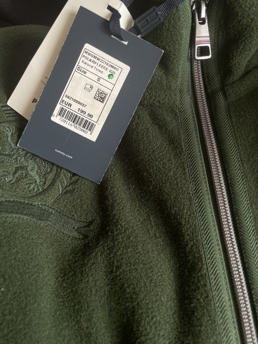 Масленозелен поларен суичър Tommy Hilfiger НОВ