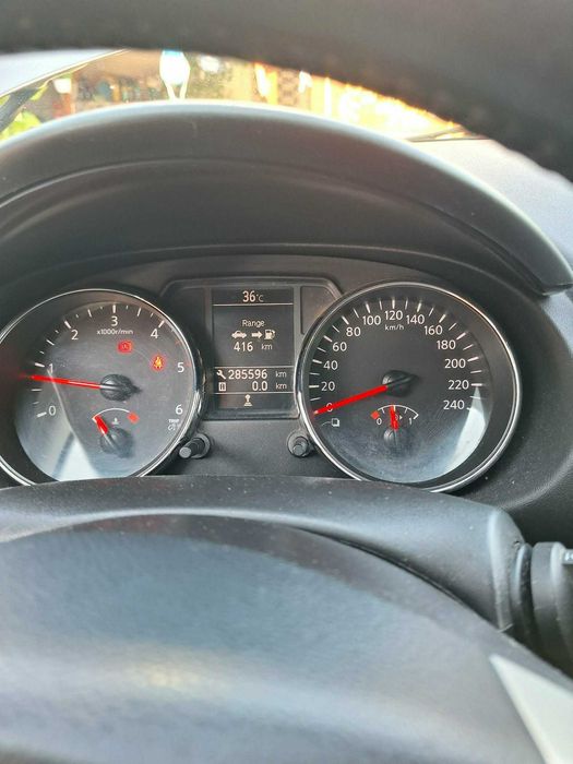 Vând  Nissan Qashqai