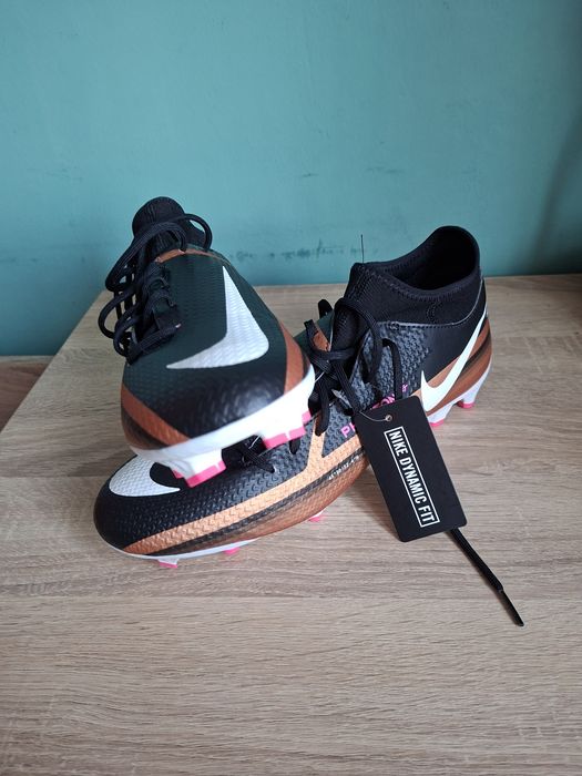 Ghete fotbal Nike Phantom GT2 Academy DF FG/MG – noi, mărimea 45