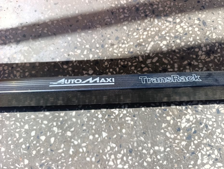 Продавам багажник таван за кола джип