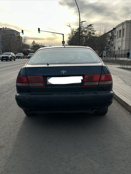 Продам карина е 2.0 акпп