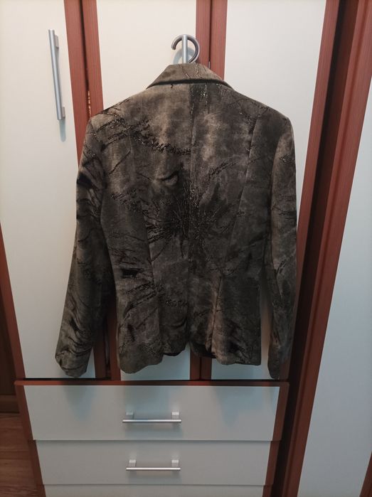 Дамски сака само за 10лв.