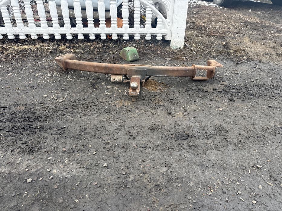 Фаркоп на лексус