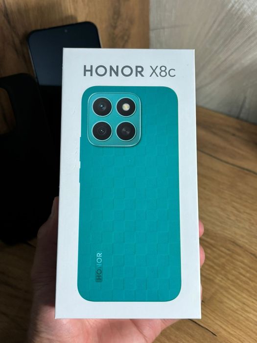 Телефон Honor X8c
