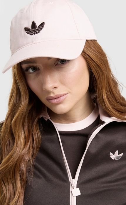 Дамска шапка "Adidas "