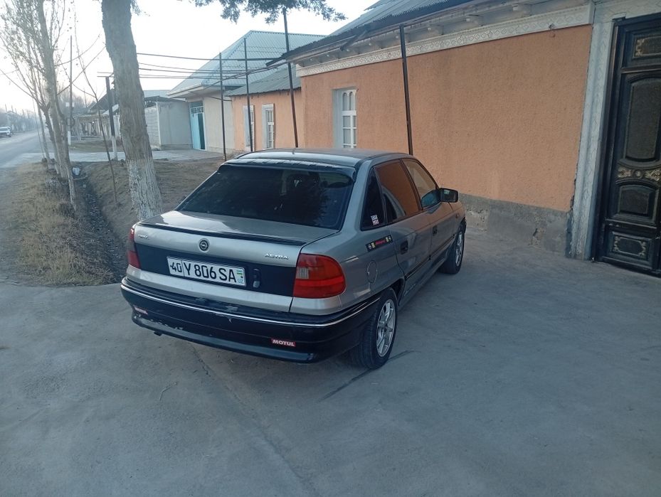 Опел астра 1994й. сотаман