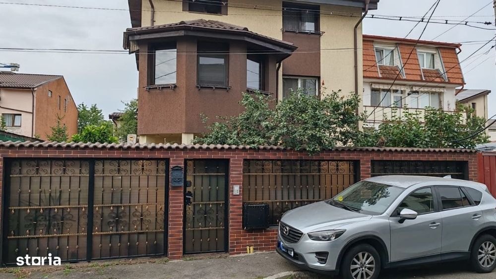 Vila 8 camere cu Teren 250 mp Zona Mihai Bravu Sector 3 de Vanzare