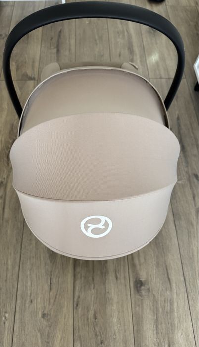 Стол за кола Cybex Cloud G i- Size с Isofix База G