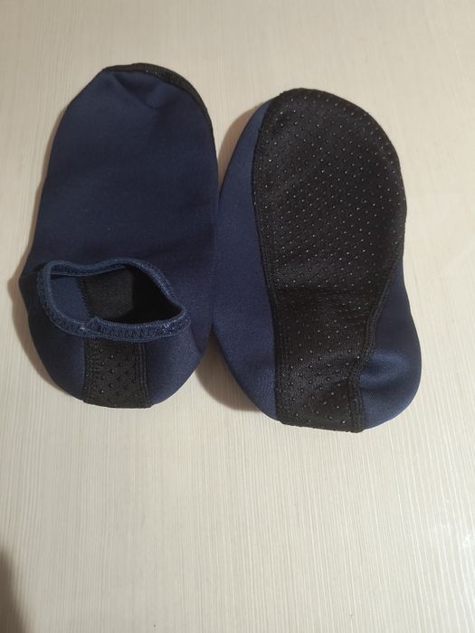 Аквашузы  подойдут 37-38