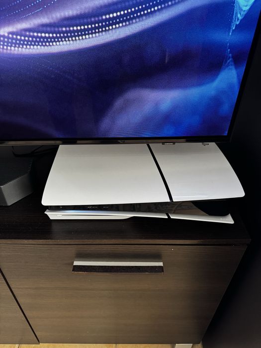 Playstation 5 slim (disc version) два джойстика