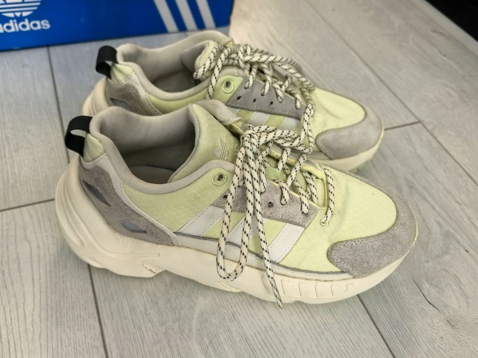 Adidasi Adidas, marime 36 1/3