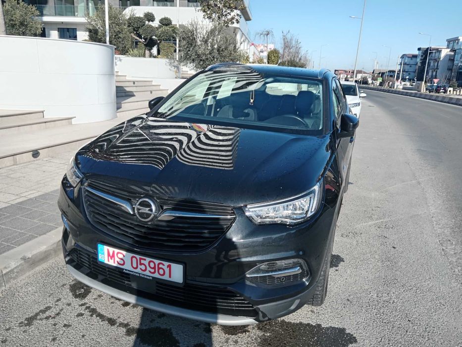 Opel grandland x plug in hybrid 2021 schimb cu 4x4 an similar