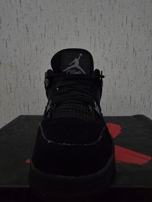 Jordan 4 Black cat