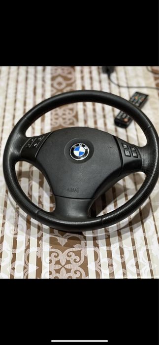 Volan bmw e90 retapitat